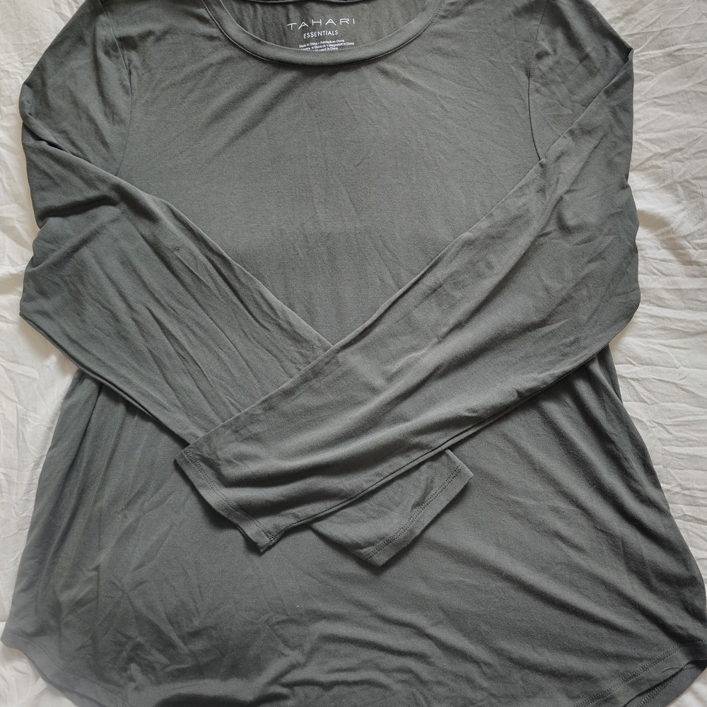 Tahari Essentials Long-Sleeve Scoop Neck Top - Charcoal Gray